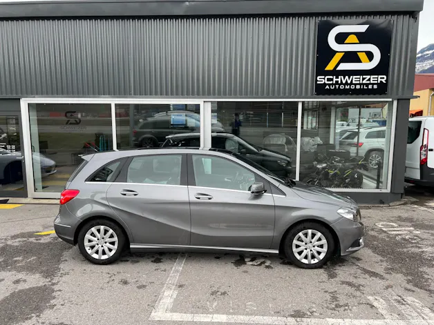 Mercedes-Benz B 200 7G-DCT