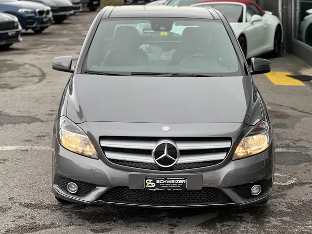 Mercedes-Benz B 200 7G-DCT