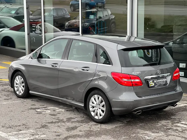 Mercedes-Benz B 200 7G-DCT