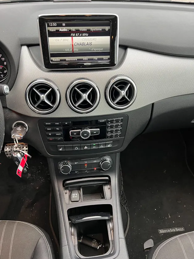Mercedes-Benz B 200 7G-DCT