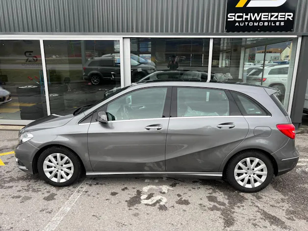 Mercedes-Benz B 200 7G-DCT