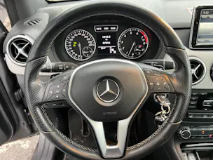 Mercedes-Benz B 200 7G-DCT