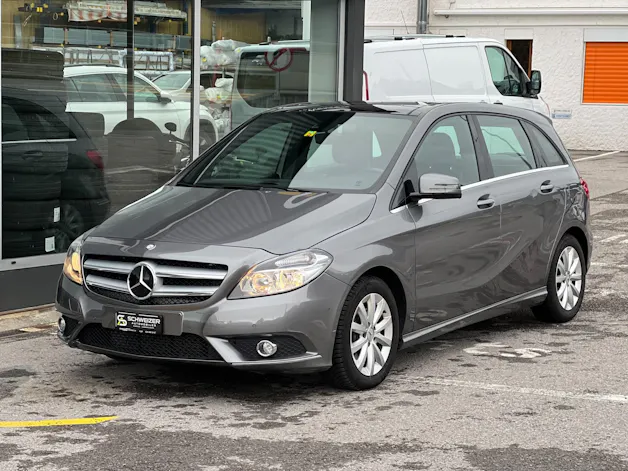 Mercedes-Benz B 200 7G-DCT