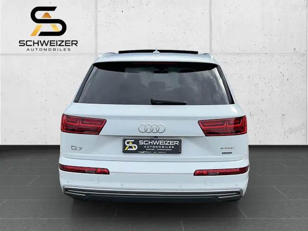 AUDI Q7 e-tron 3.0 TDI S-LINE quattro tiptronic