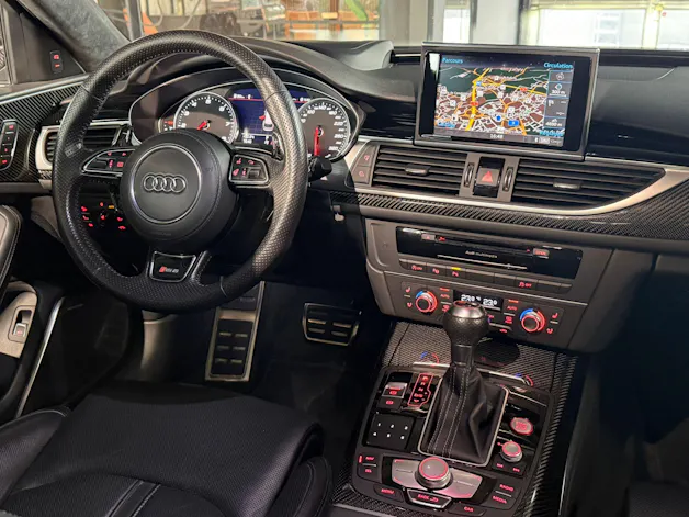 Audi RS6 Avant 4.0 TFSI V8 performance quattro