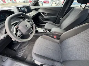 Peugeot 2008 136 e 50 kWh Style