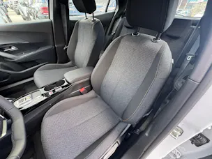 Peugeot 2008 136 e 50 kWh Style