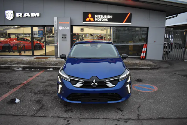 Mitsubishi COLT 1.6 HEV Invite