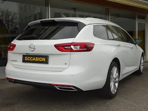Opel Insignia 2.0 CDTI Sports Tourer 4WD Ultimate Automatic