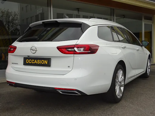 Opel Insignia 2.0 CDTI Sports Tourer 4WD Ultimate Automatic