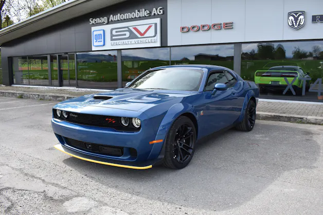 Dodge Challenger R/T Scat Pack 392 Widebody