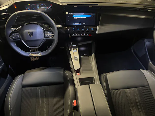 Peugeot 308 1.6 PHEV 180 GT