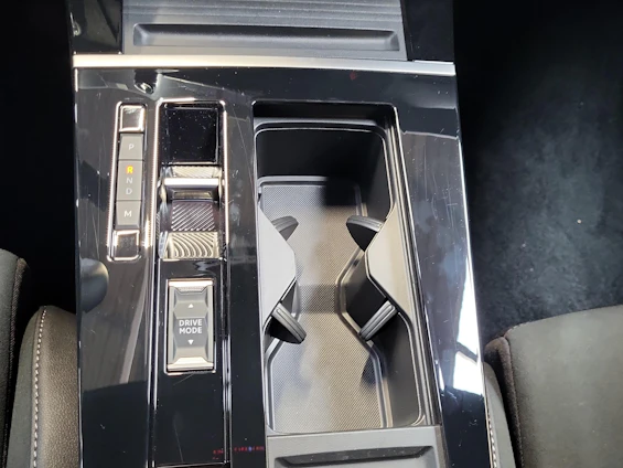 Fahrzeugbild 9 Fahrzeugbild 9