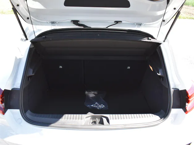 Mitsubishi COLT 1.6 HEV Invite+