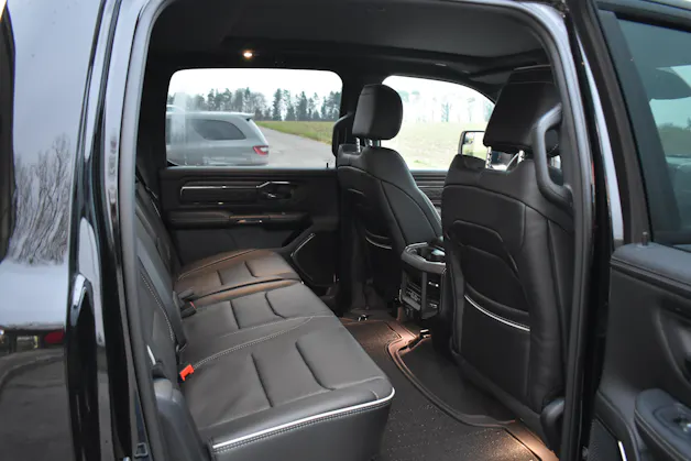 Dodge Ram 1500 Limited Night Edition Hurrican 540 PS