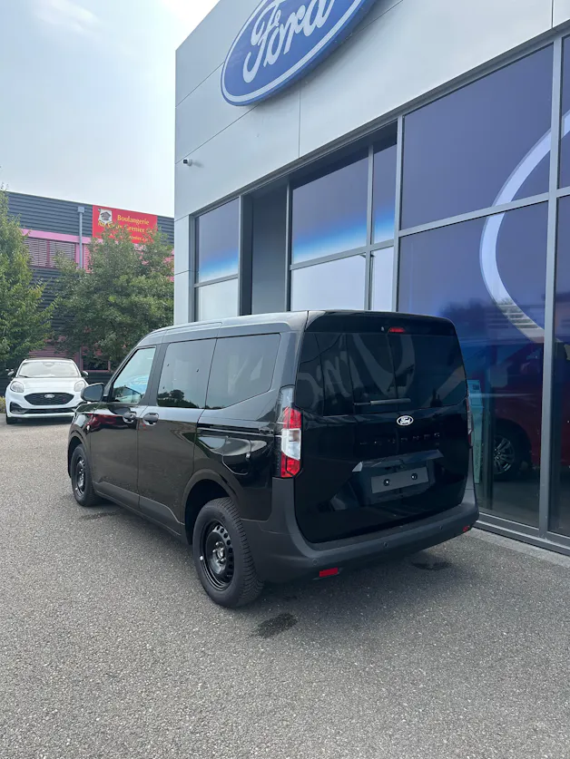 Ford TOURNEO COURIERier 1.0 EcoBoost T Trend/125CV/Aut.