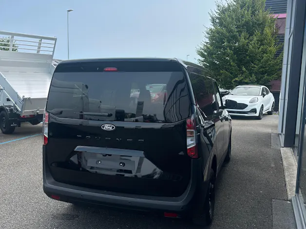 Ford TOURNEO COURIERier 1.0 EcoBoost T Trend/125CV/Aut.