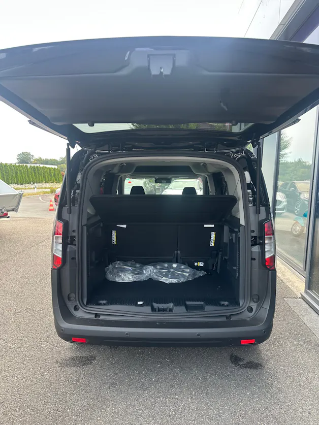 Ford TOURNEO COURIERier 1.0 EcoBoost T Trend/125CV/Aut.