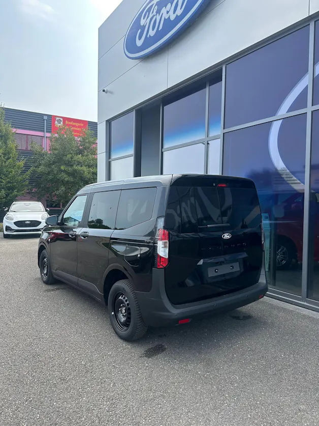 FORD TOURNEO COURIERier 1.0 EcoBoost T Trend/125CV/Aut.