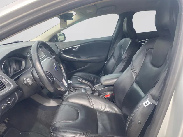 Volvo V40 D4 Summum Geartronic