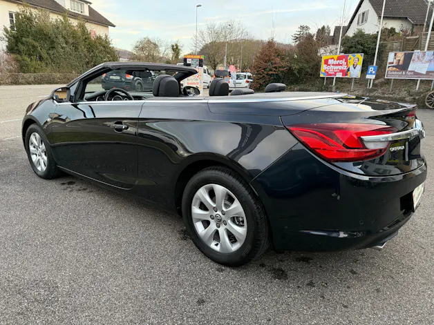 Opel Cascada 1.4i 16V Turbo Cosmo