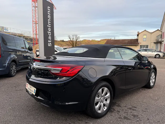Opel Cascada 1.4i 16V Turbo Cosmo