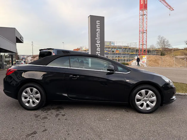 Opel Cascada 1.4i 16V Turbo Cosmo