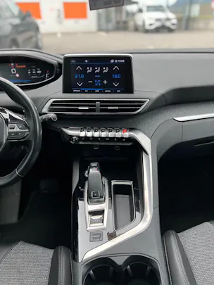 Peugeot 3008 1.6 THP Allure EAT