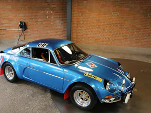 Alpine A110