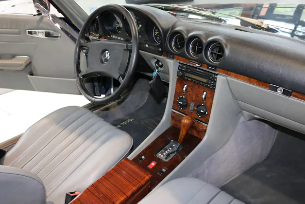 Mercedes-Benz SL 300