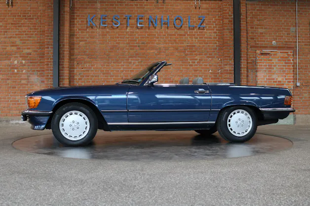 Mercedes-Benz SL 300