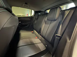Peugeot 308 1.2 HEV 145 Allure