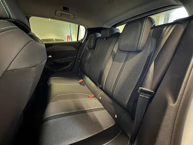 Peugeot 308 1.2 HEV 145 Allure