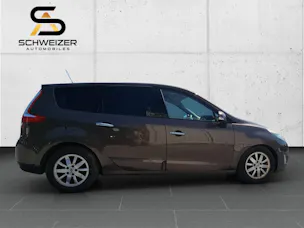 Renault Grand Scénic 2.0 16V Dynamique X-Tronic CVT