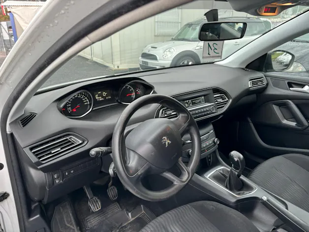 Peugeot 308 SW 1.2 THP Access