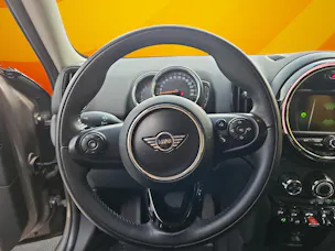 Mini Countryman Cooper FWD Steptronic DKG