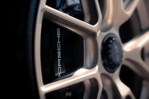 Porsche 718 Cayman GT4 RS PDK