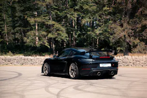 Porsche 718 Cayman GT4 RS PDK