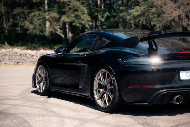Porsche 718 Cayman GT4 RS PDK