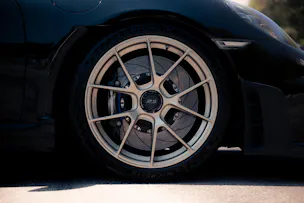 Porsche 718 Cayman GT4 RS PDK