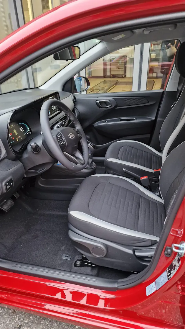 Hyundai i10 1.2 Amplia AMT5