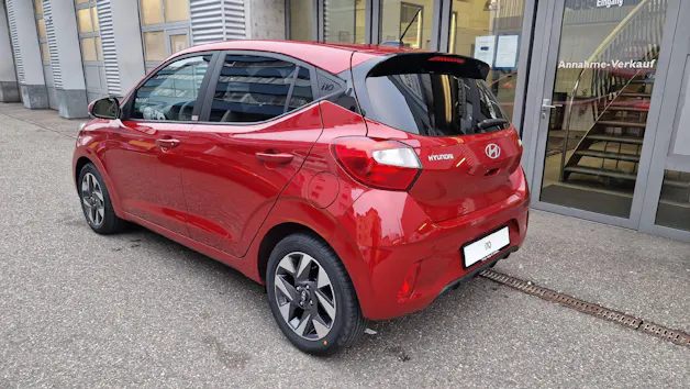 Hyundai i10 1.2 Amplia AMT5