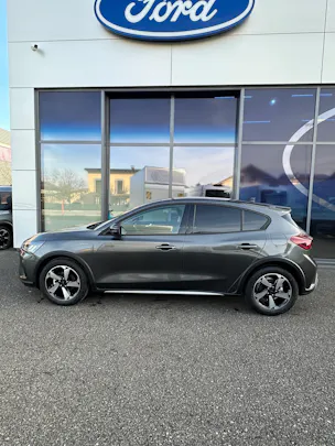 Ford Focus 1.0i EcoB Hybrid 155 Act Active X/155CV/Aut.
