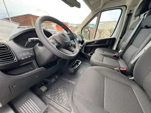 Peugeot Boxer 2.2 HDI 335 L2H2