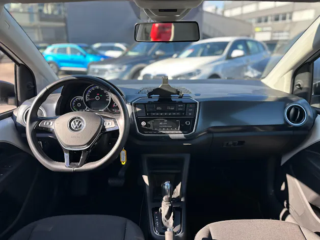 VW Up e