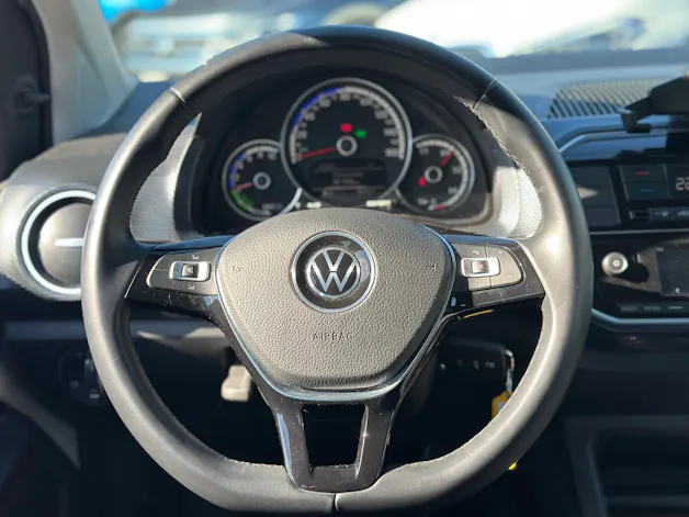 VW Up e
