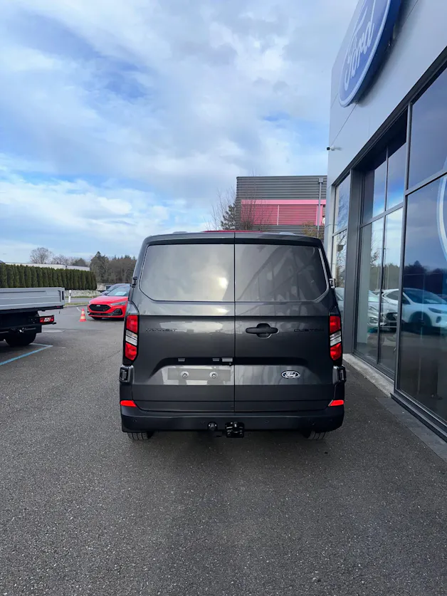 Ford Transit Custom Van 320 L1 2.0 EcoBl Trend/136CV/Aut.