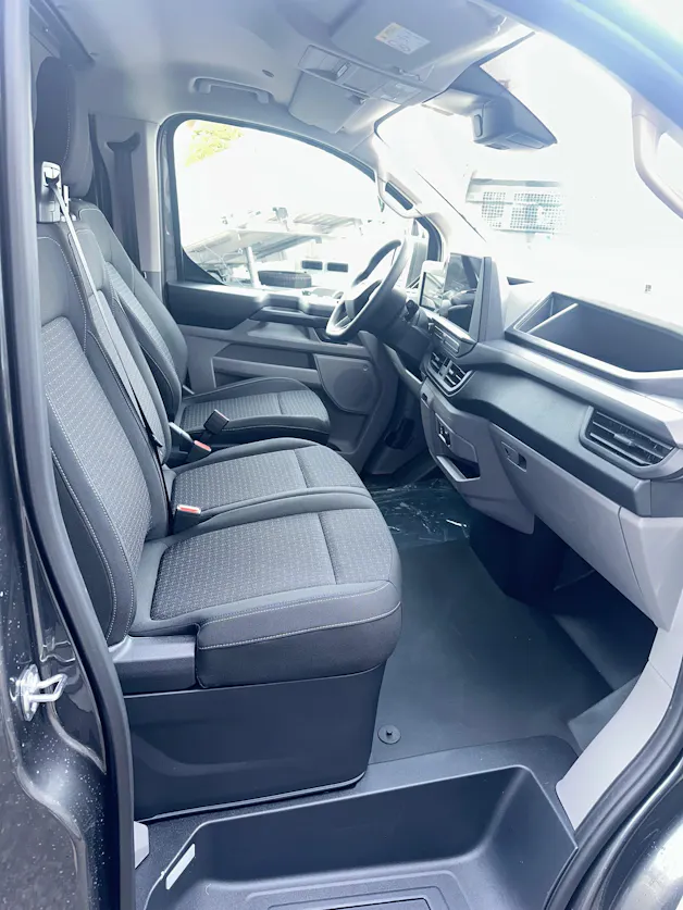 Ford Transit Custom Van 320 L1 2.0 EcoBl Trend/136CV/Aut.