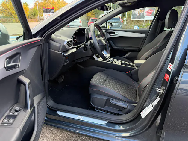 SEAT Leon 1.5 eTSI 150 FR DSG