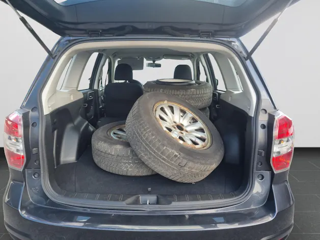 Subaru Forester 2.0i Swiss Lineartronic